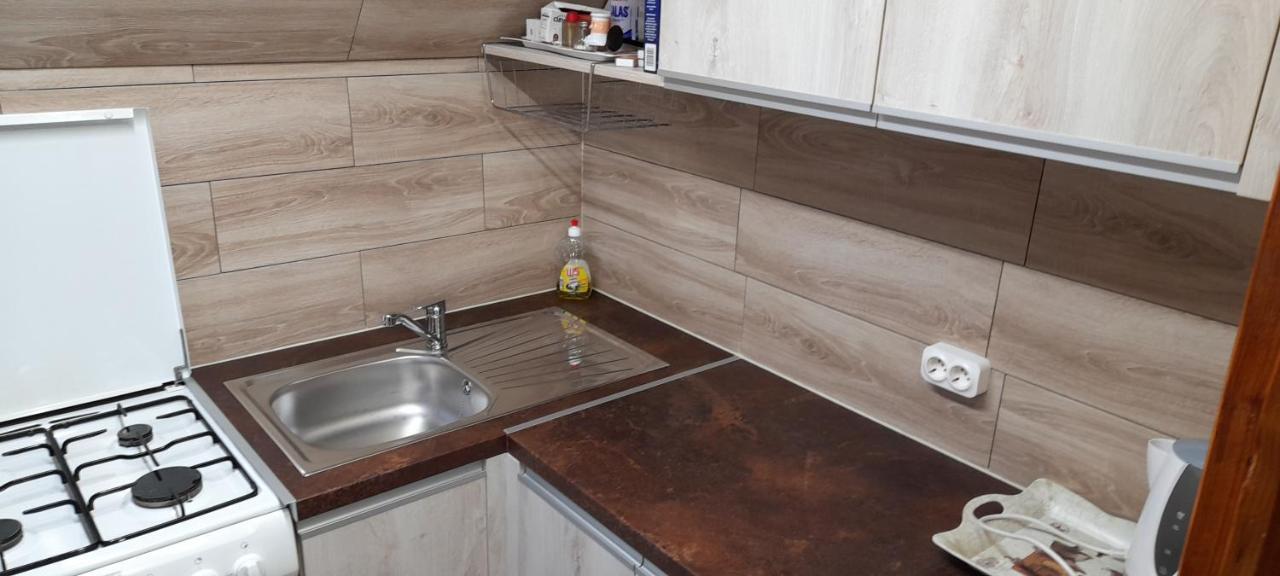 Keri Apartman Mosonmagyaróvár Dış mekan fotoğraf