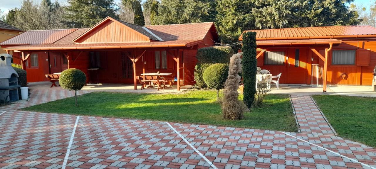 Keri Apartman Mosonmagyaróvár Dış mekan fotoğraf