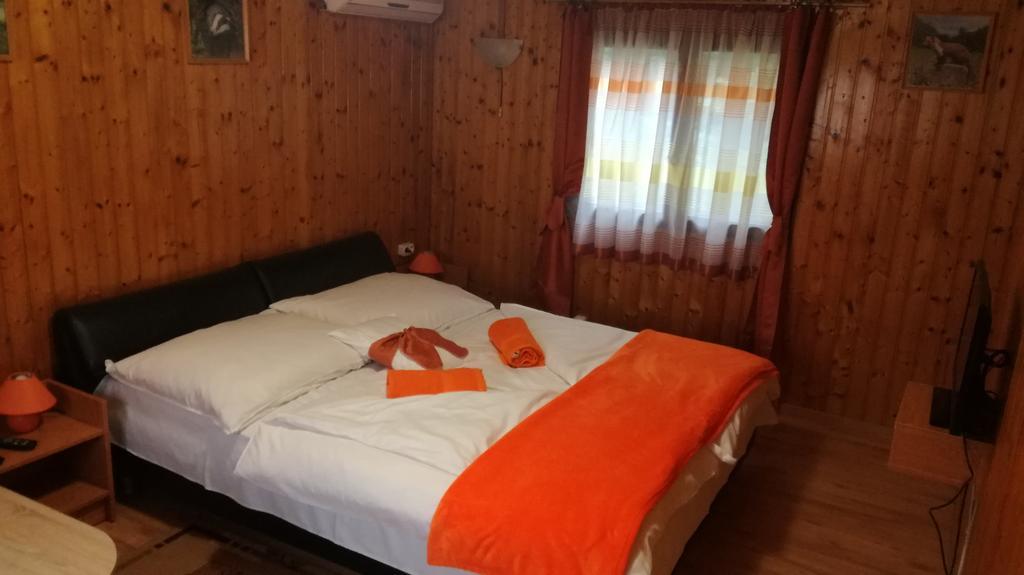 Keri Apartman Mosonmagyaróvár Dış mekan fotoğraf